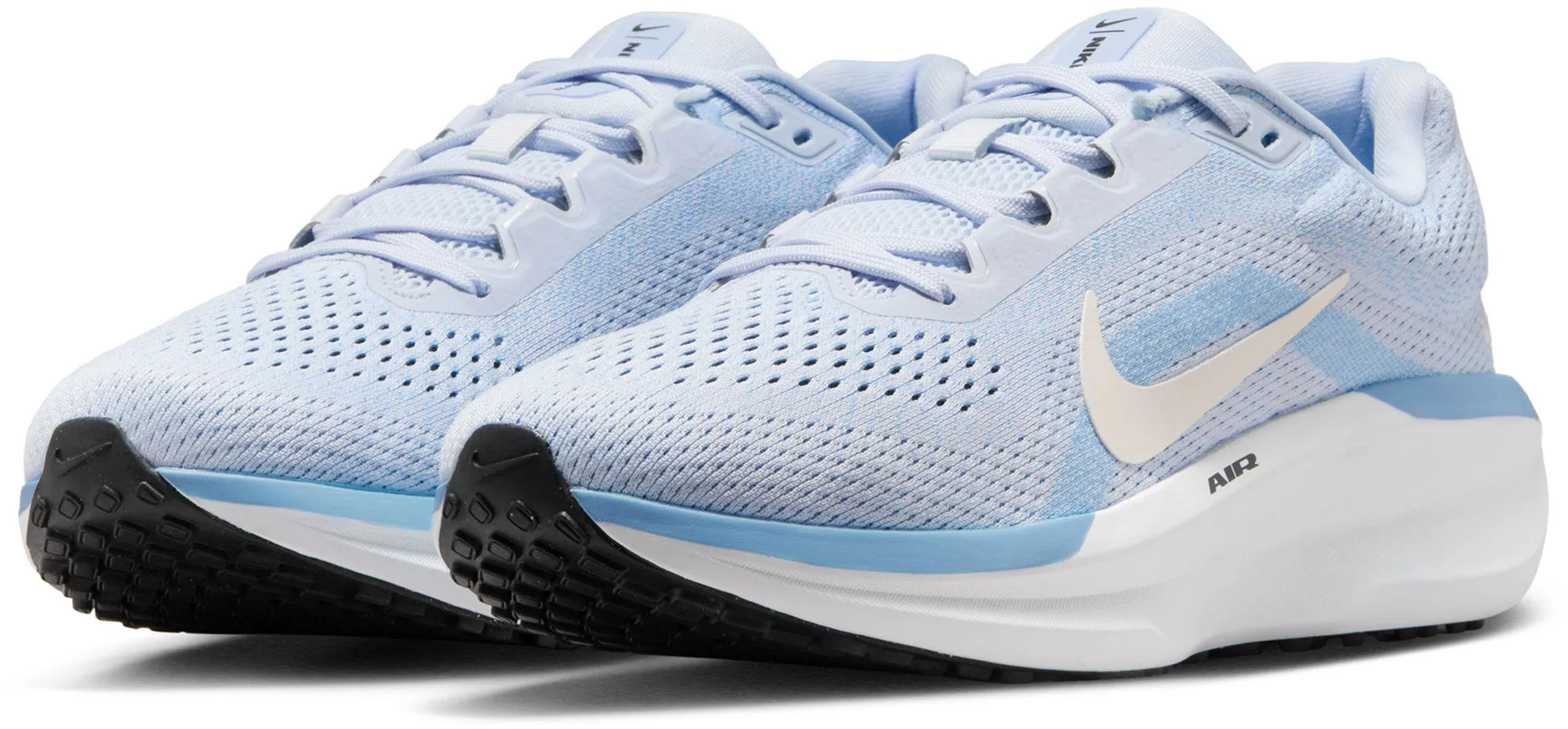 Nike Winflo 11 Womens Road Running Shoes Modern attire