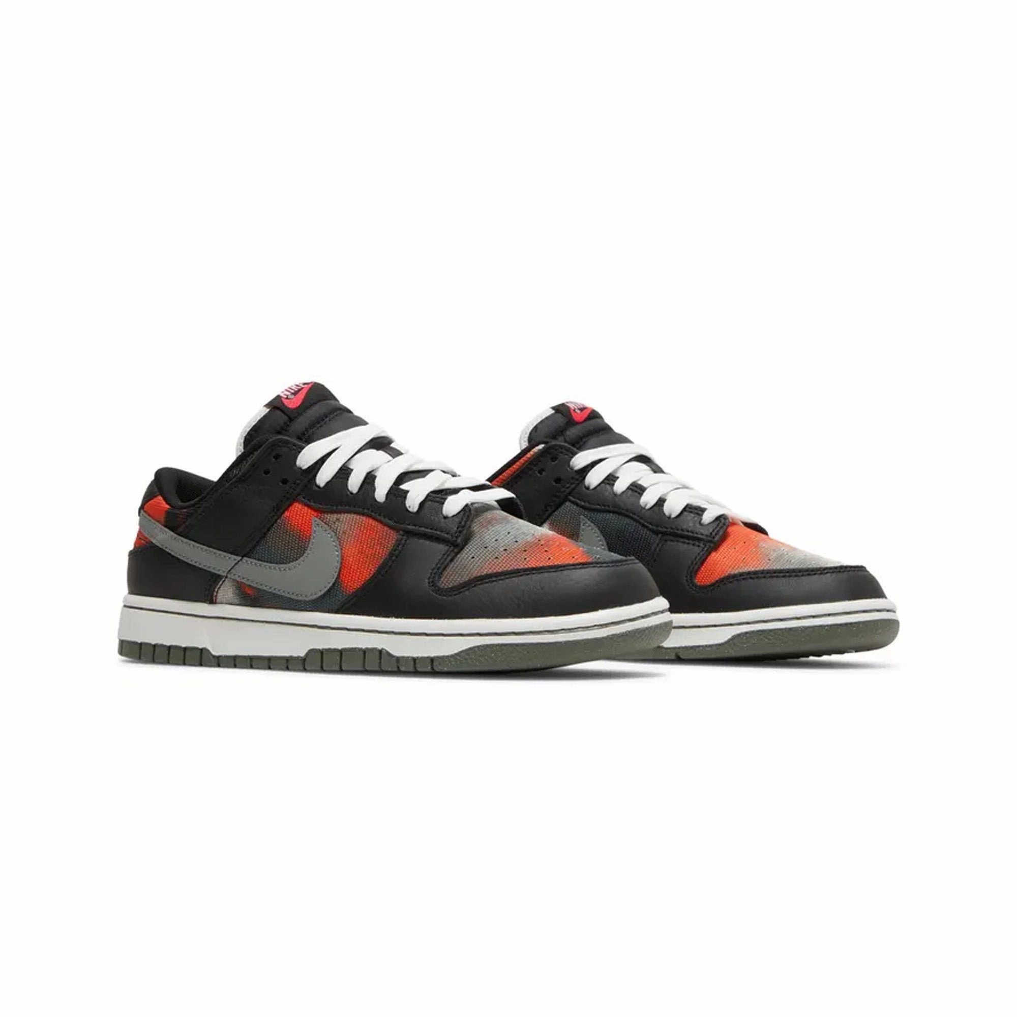 Nike Dunk Low 'Black Red Grafitti' (2022)