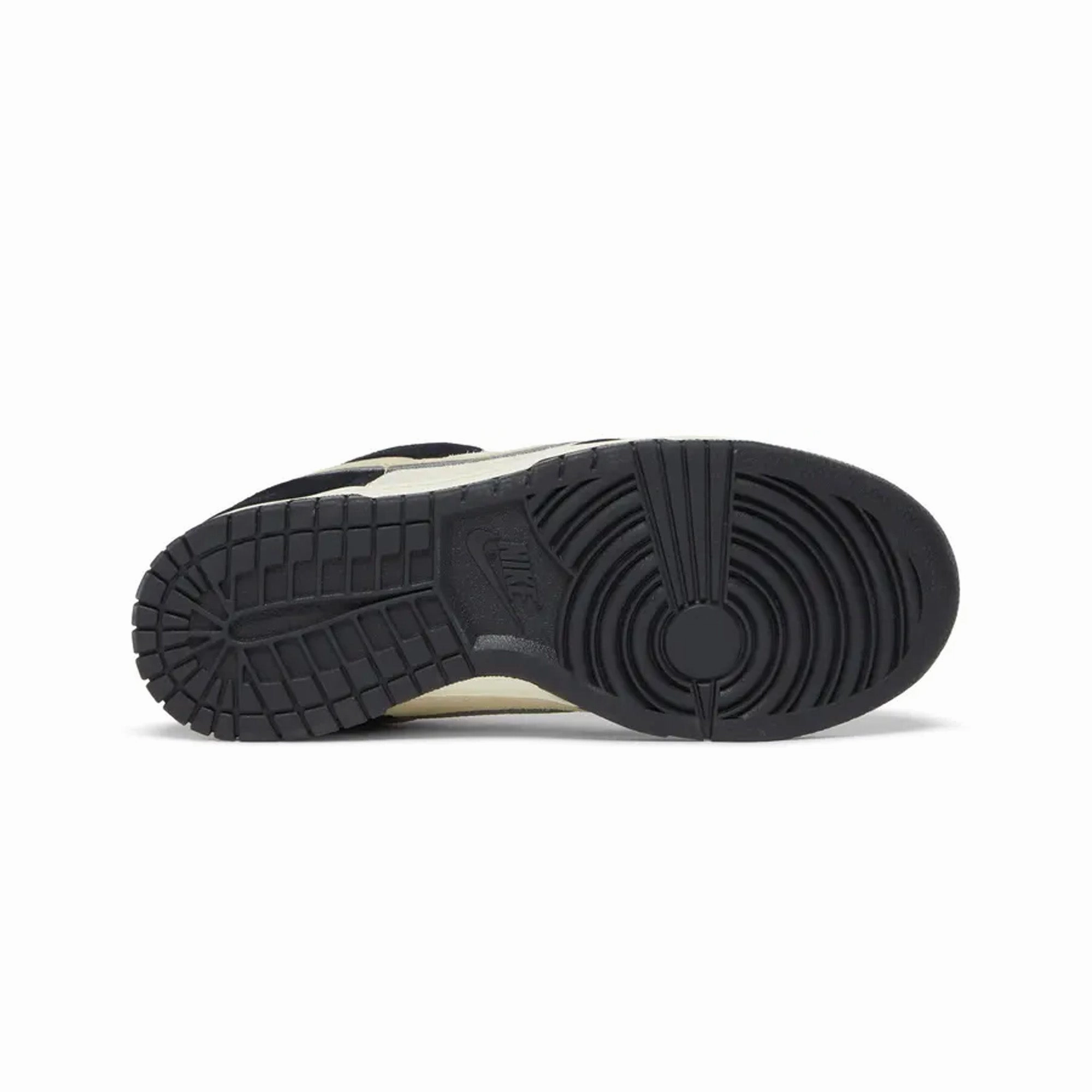 Nike Dunk Low LX 'Black Team Gold' W (2022)