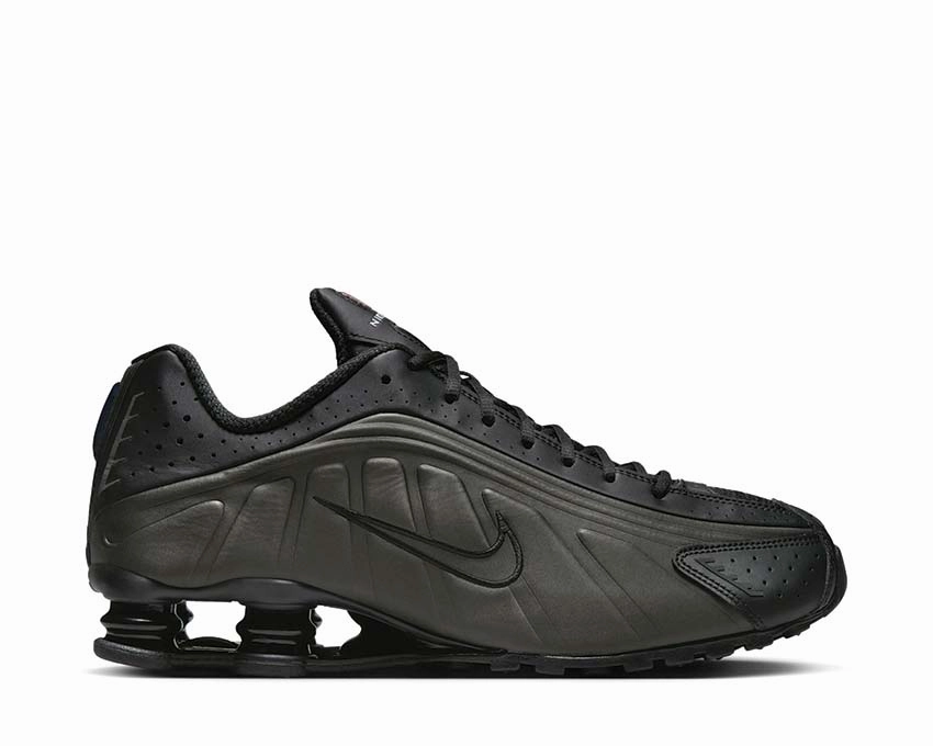 Nike Shox R4 "Black Crimson"