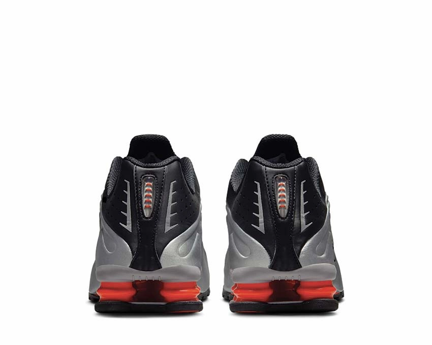 Nike Shox R4 "Metallic Silver"