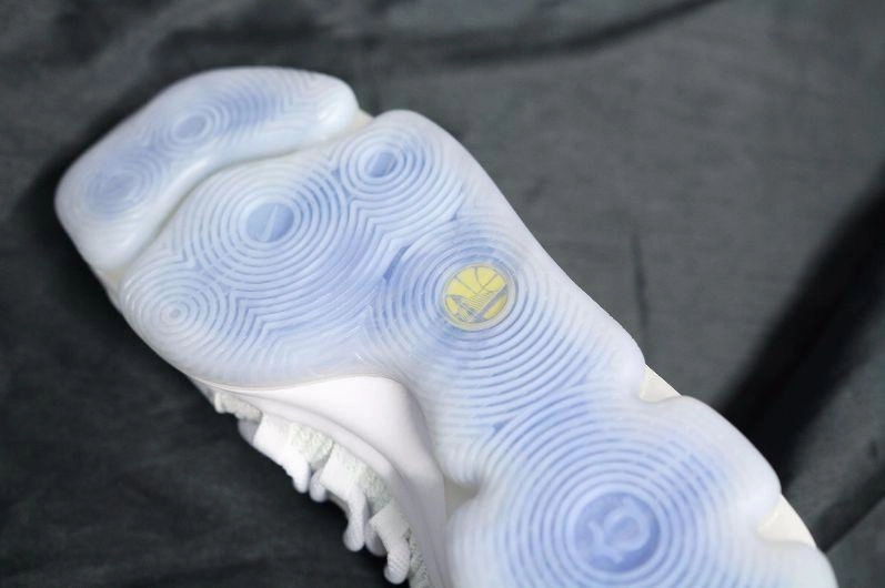 NIKE ZOOM KD10
