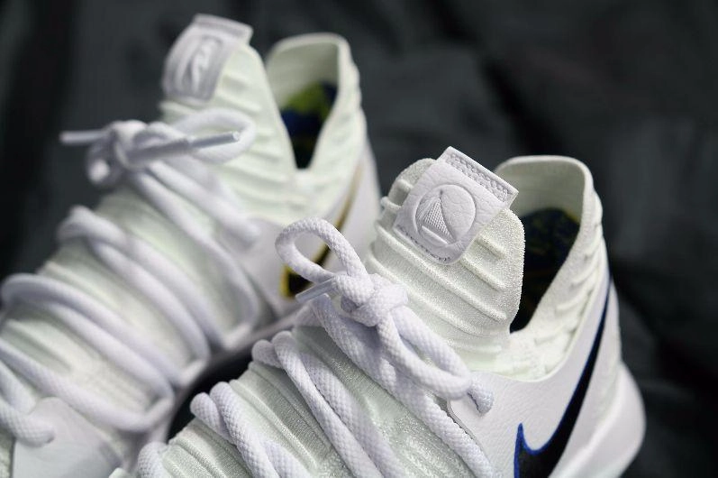 NIKE ZOOM KD10