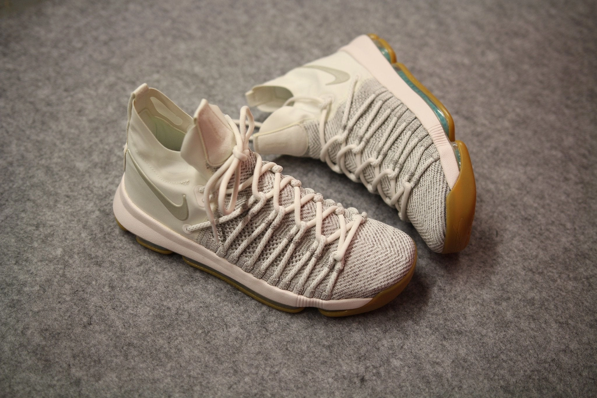 NIKE ZOOM KD9 ELITE