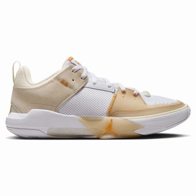 On-point One Take 5 Men's Basketball Shoes Classic