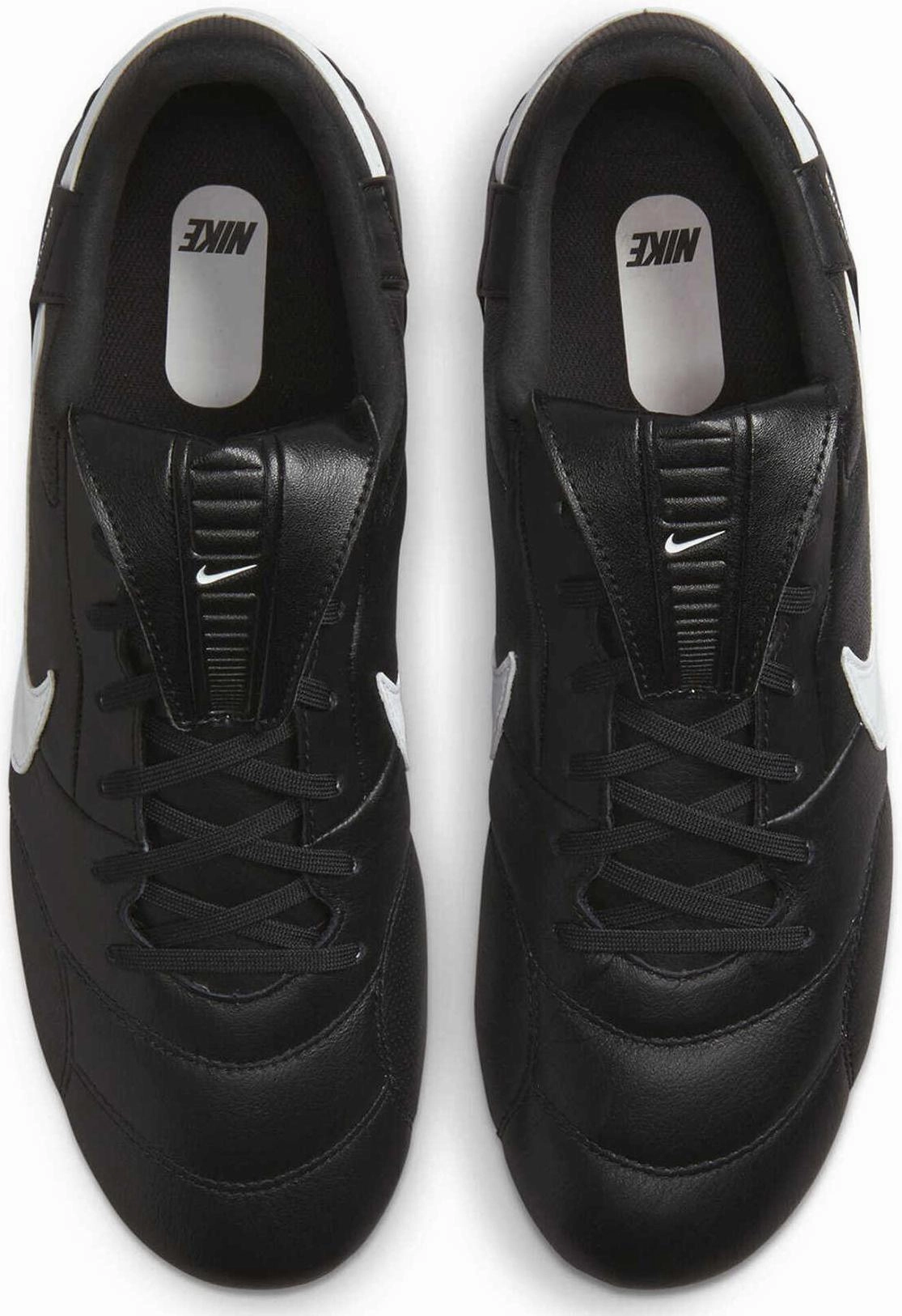 On-point Premier 3 Firm Ground Football Boots