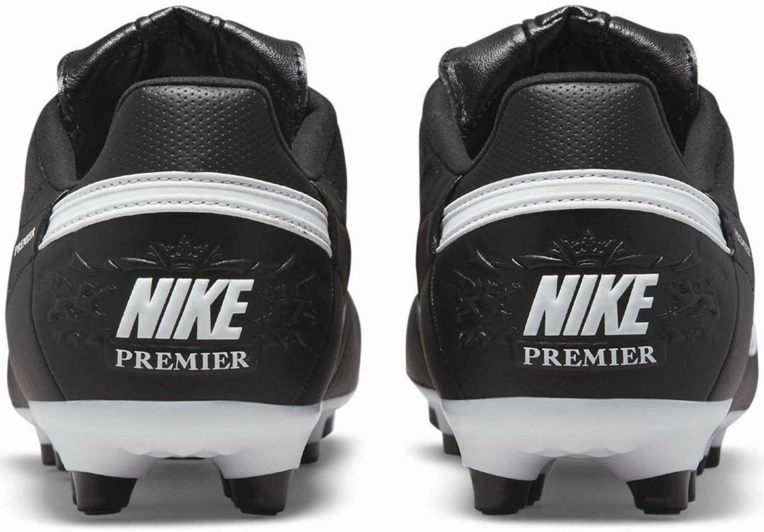 On-point Premier 3 Firm Ground Football Boots