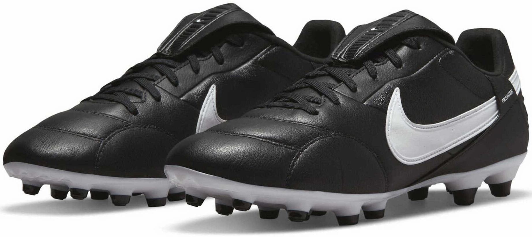 On-point Premier 3 Firm Ground Football Boots