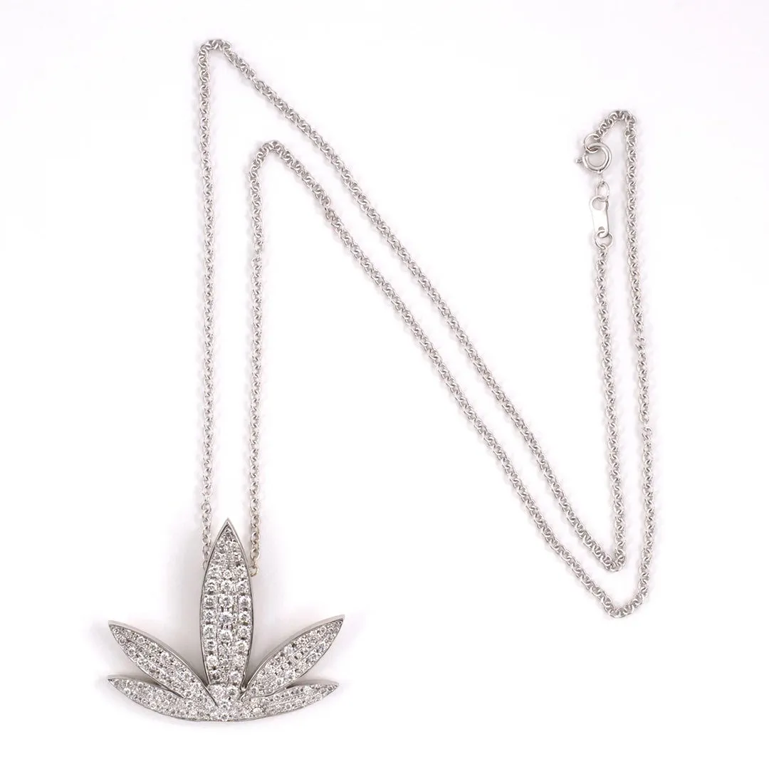 Pav?? Diamond Leaf Pendant Necklace