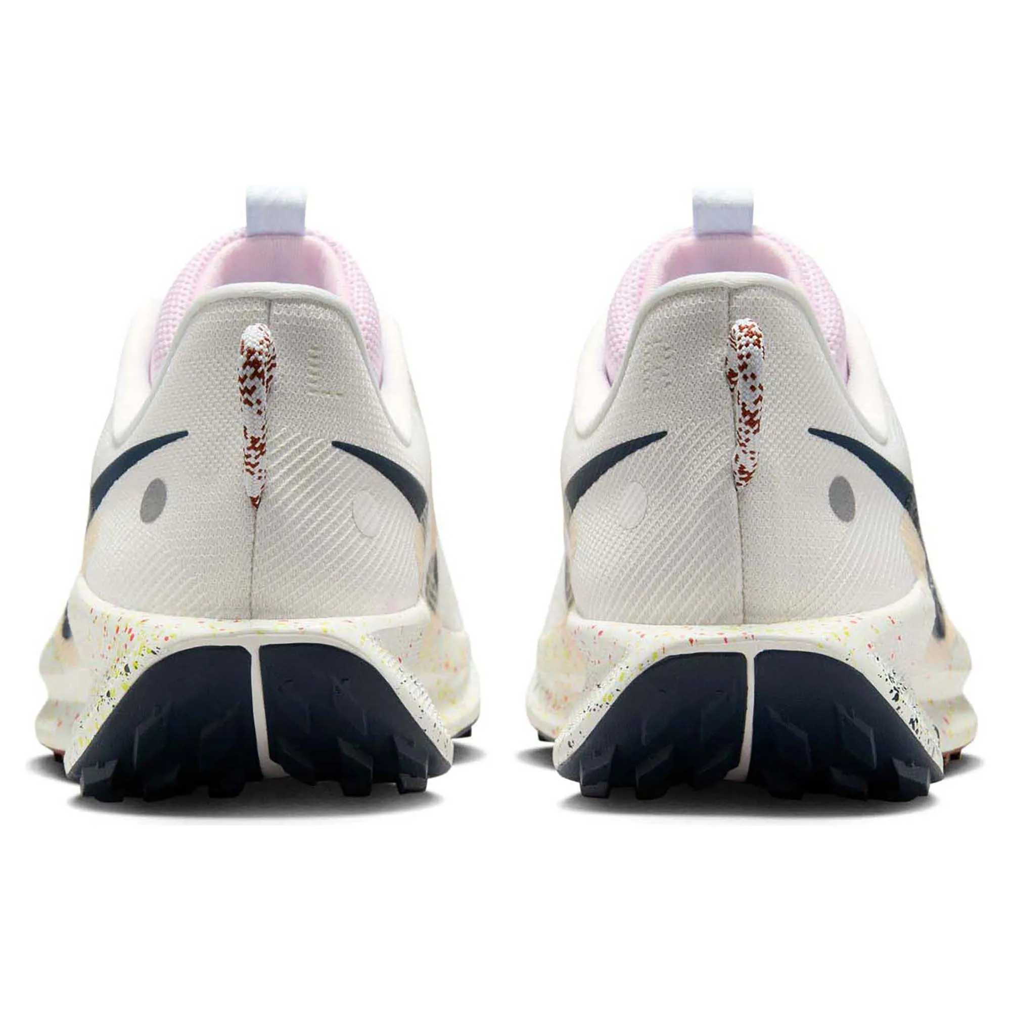Pegasus Trail 5 Men's Trail Running Shoes Easy care