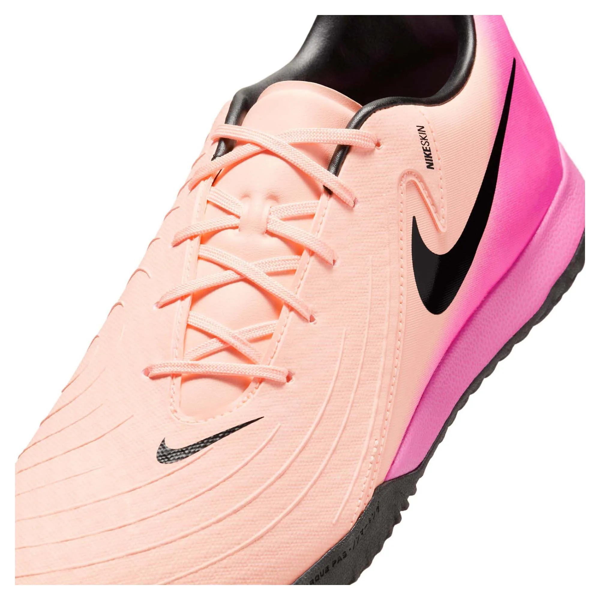 Phantom GX 2 Academy Indoor Court Low Top Men's Football Boots Smart casual