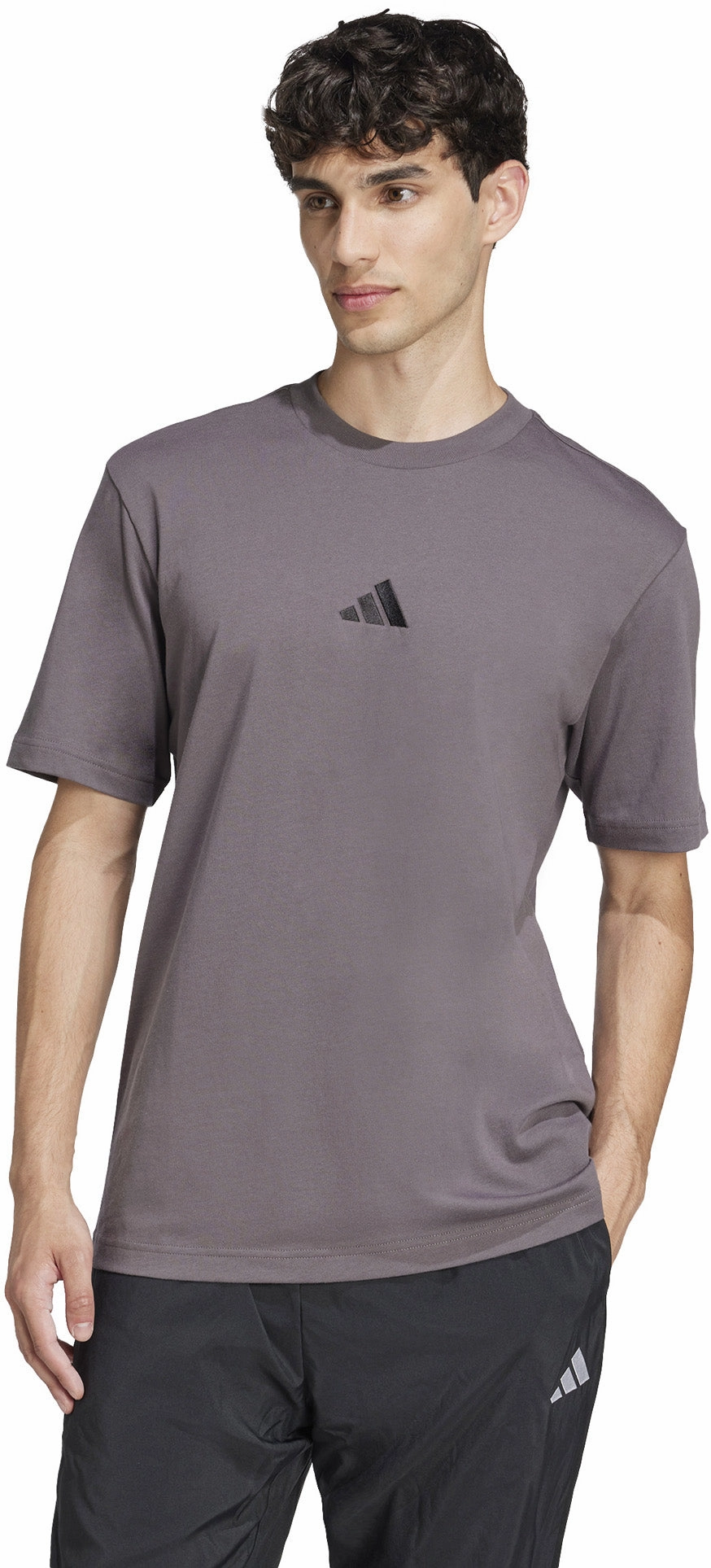 Premium fashion Men's Essentials Small Logo Single Jersey T-Shirt