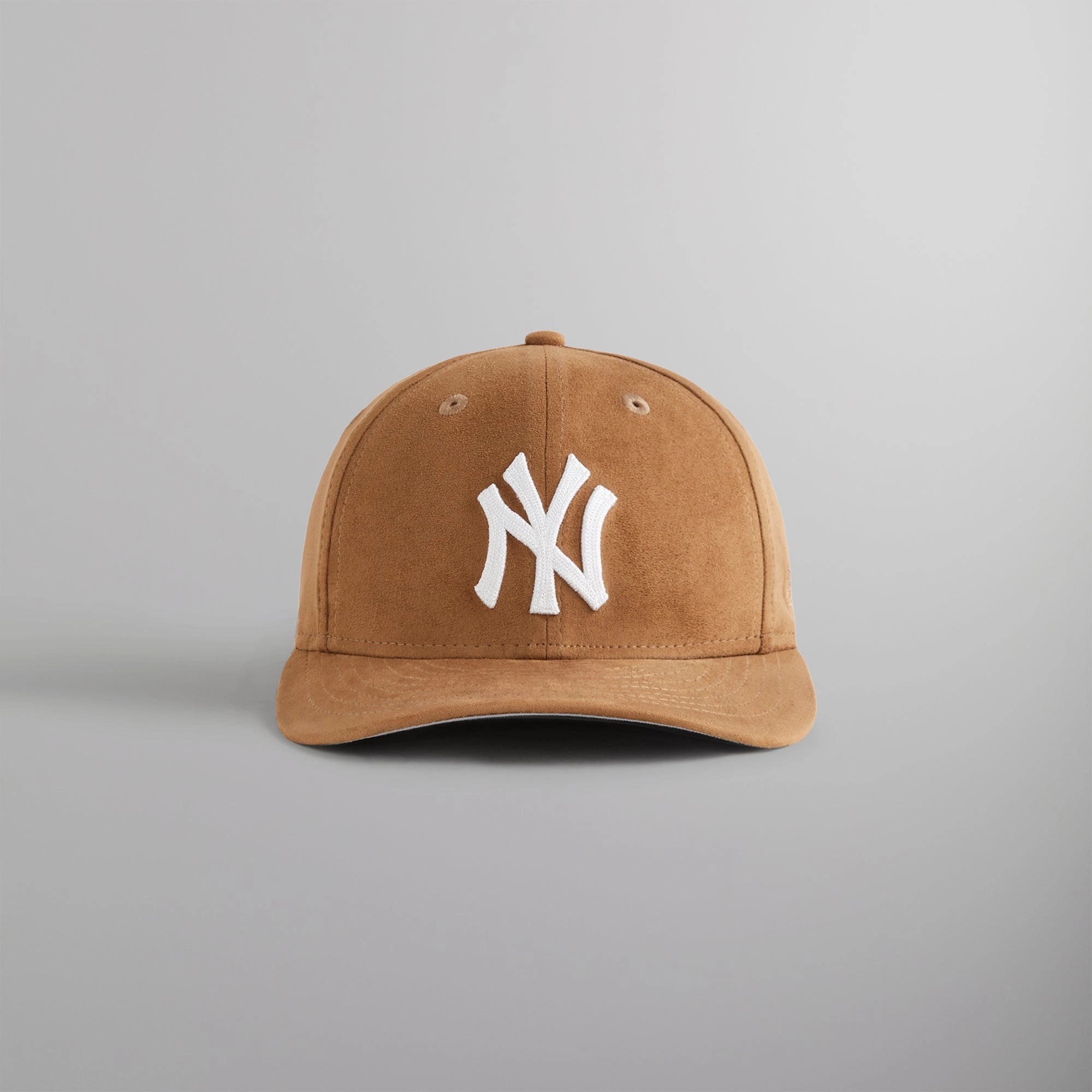 Required Kith & New Era for the New York Yankees Microsuede 59FIFTY Low Profile Fitted - Mesa Unified