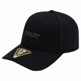 Quality looks 6 Panel Stretch Metallic Hat Fashion conscious