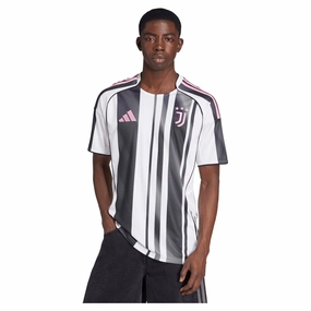 Quality pieces Men's Juventus FC 2025/26 Home Soccer Jersey Fashionable basics
