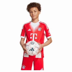Quality wear Junior's FC Bayern 2025/26 Home Soccer Jersey Stylish pieces