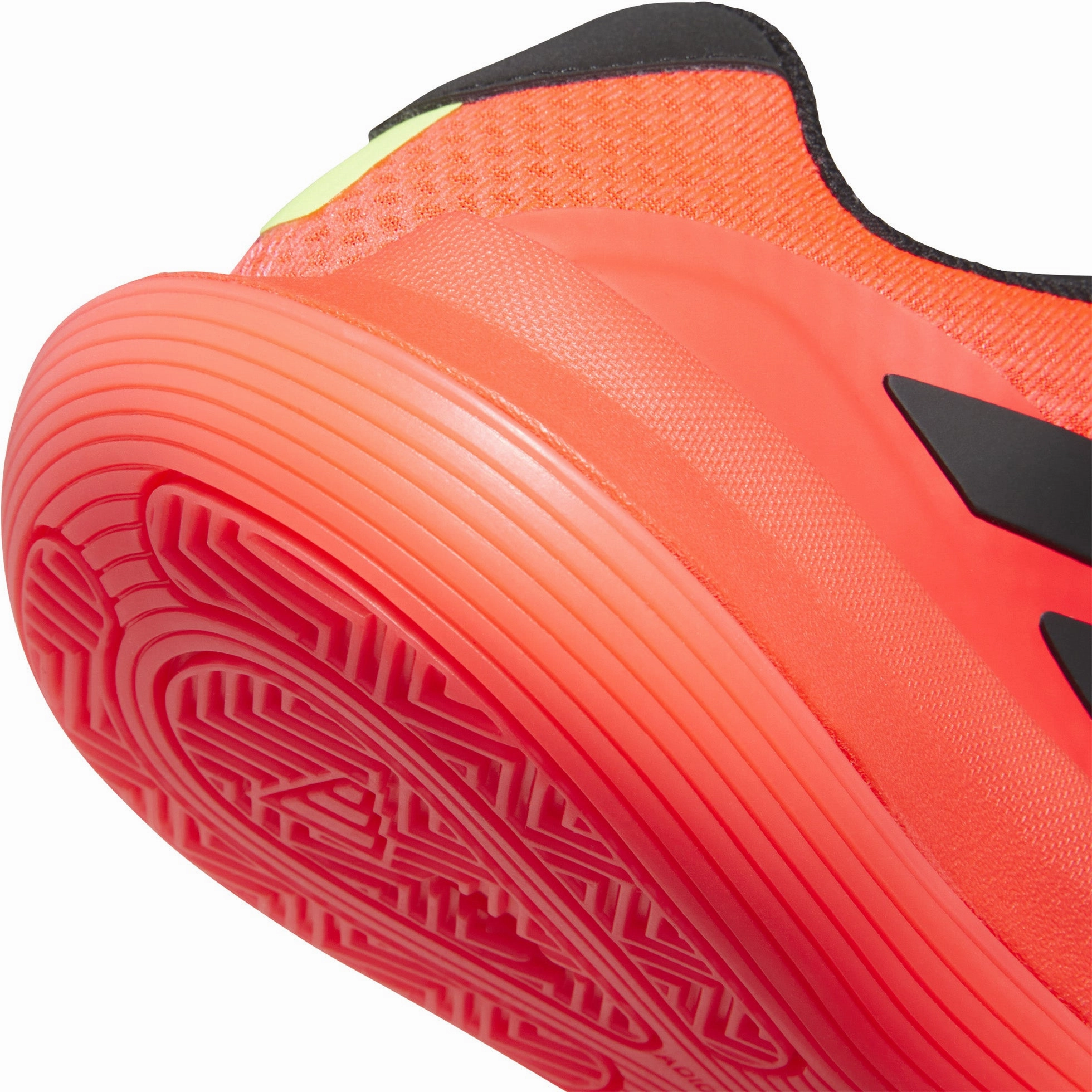 Quality wearables Basketball Legends Low Junior's Basketball Shoes