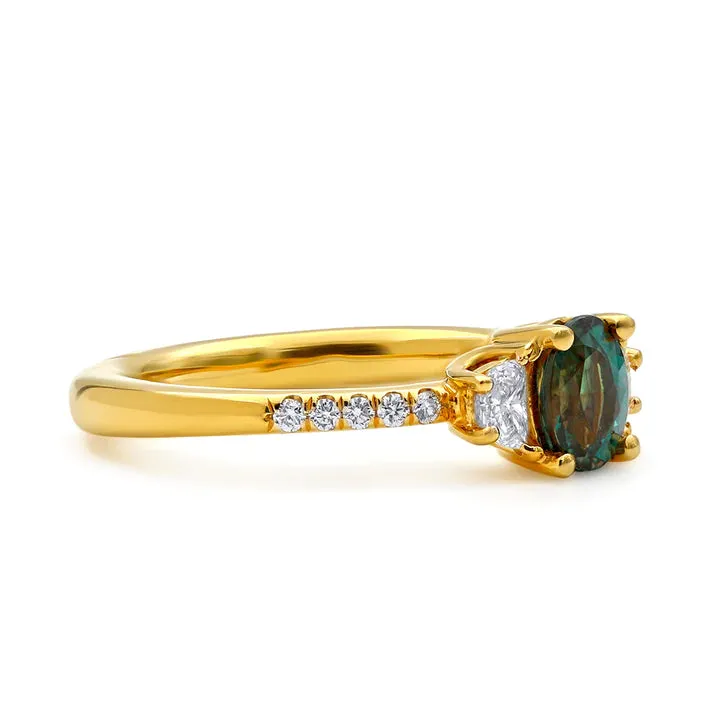 Selene Alexandrite Ring