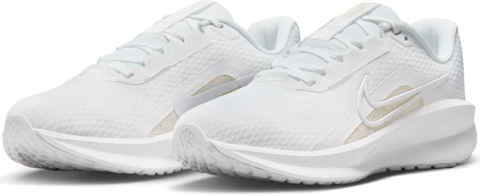 Soft Downshifter 13 Women's Road Running Shoes