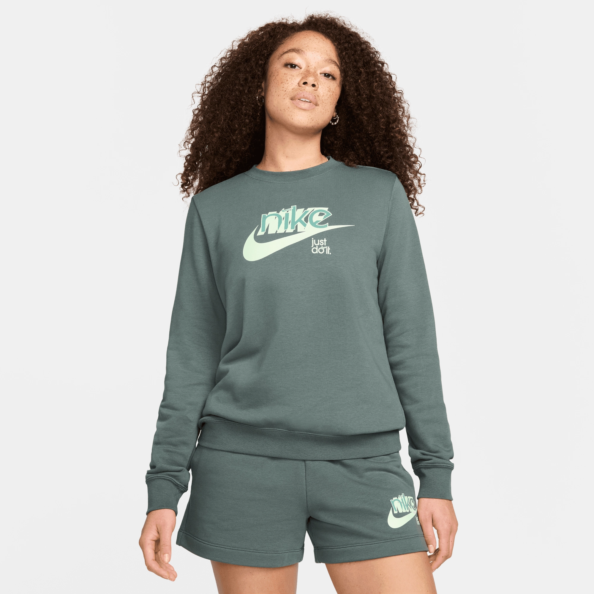 Sportswear Club Fleece French Terry Graphic Crew-Neck Sweatshirt Classic styles Designer