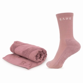 Studio Duet Sock And Towel Combo Modern wear Quality pieces
