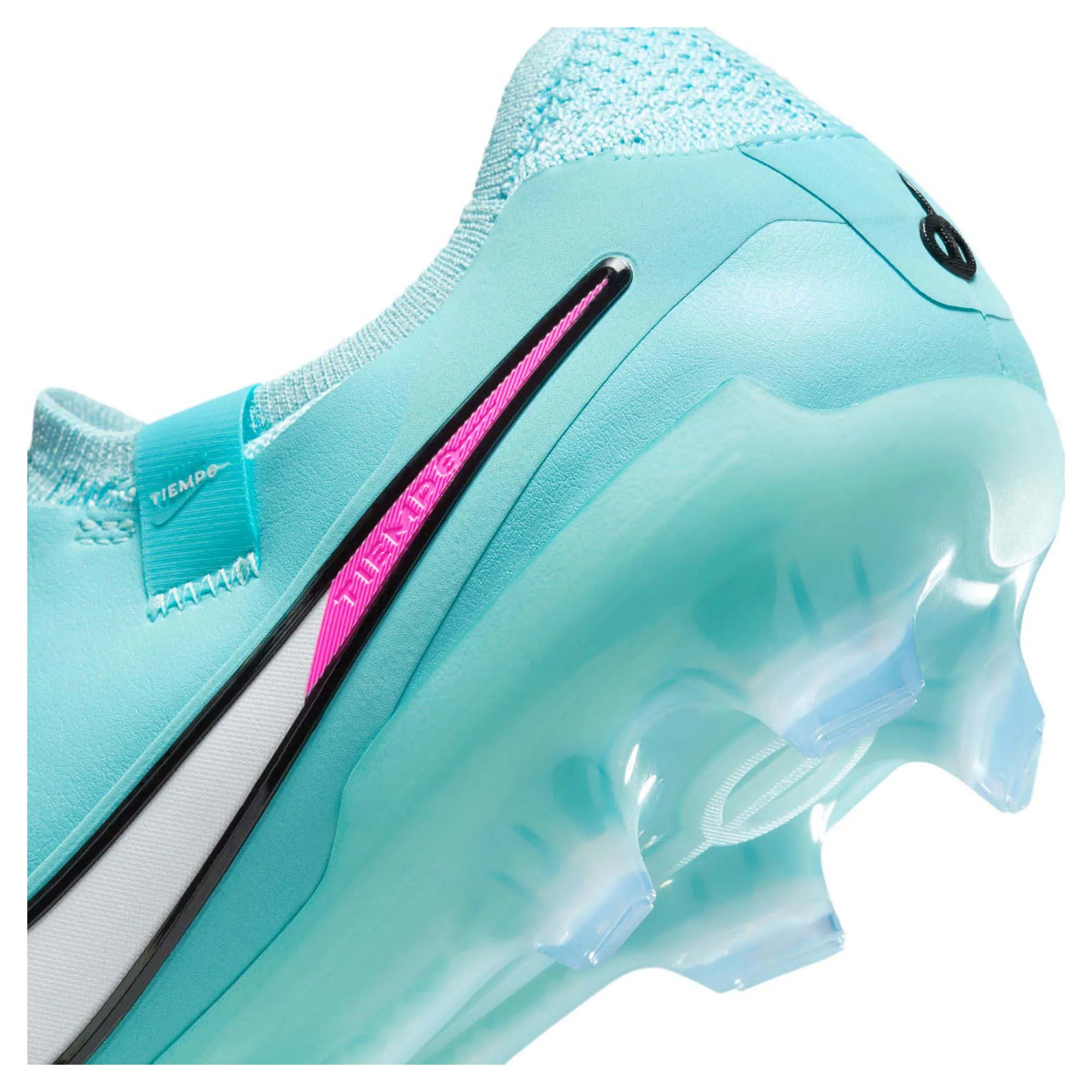 Style focused Tiempo Legend 10 Elite Firm Ground Low Top Men's Football Boots
