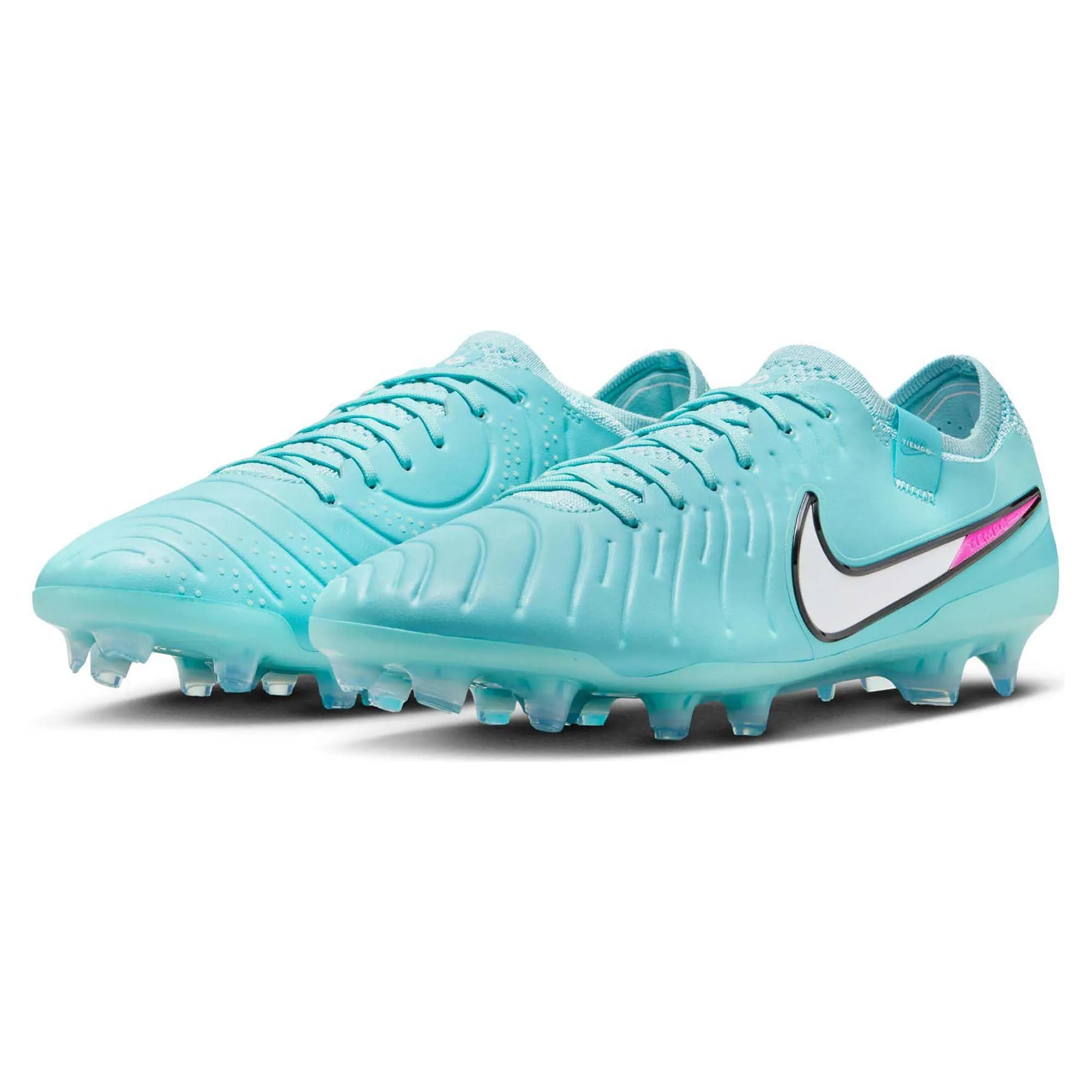 Style focused Tiempo Legend 10 Elite Firm Ground Low Top Men's Football Boots