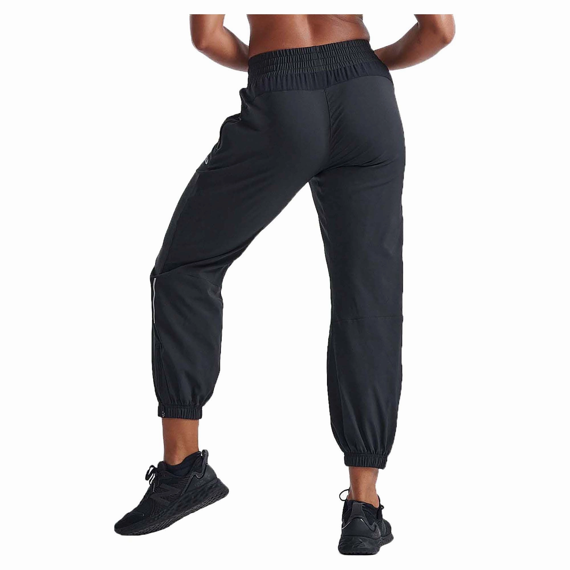 Style-savvy Women's Aero Hi-Rise Woven Jogger Pants