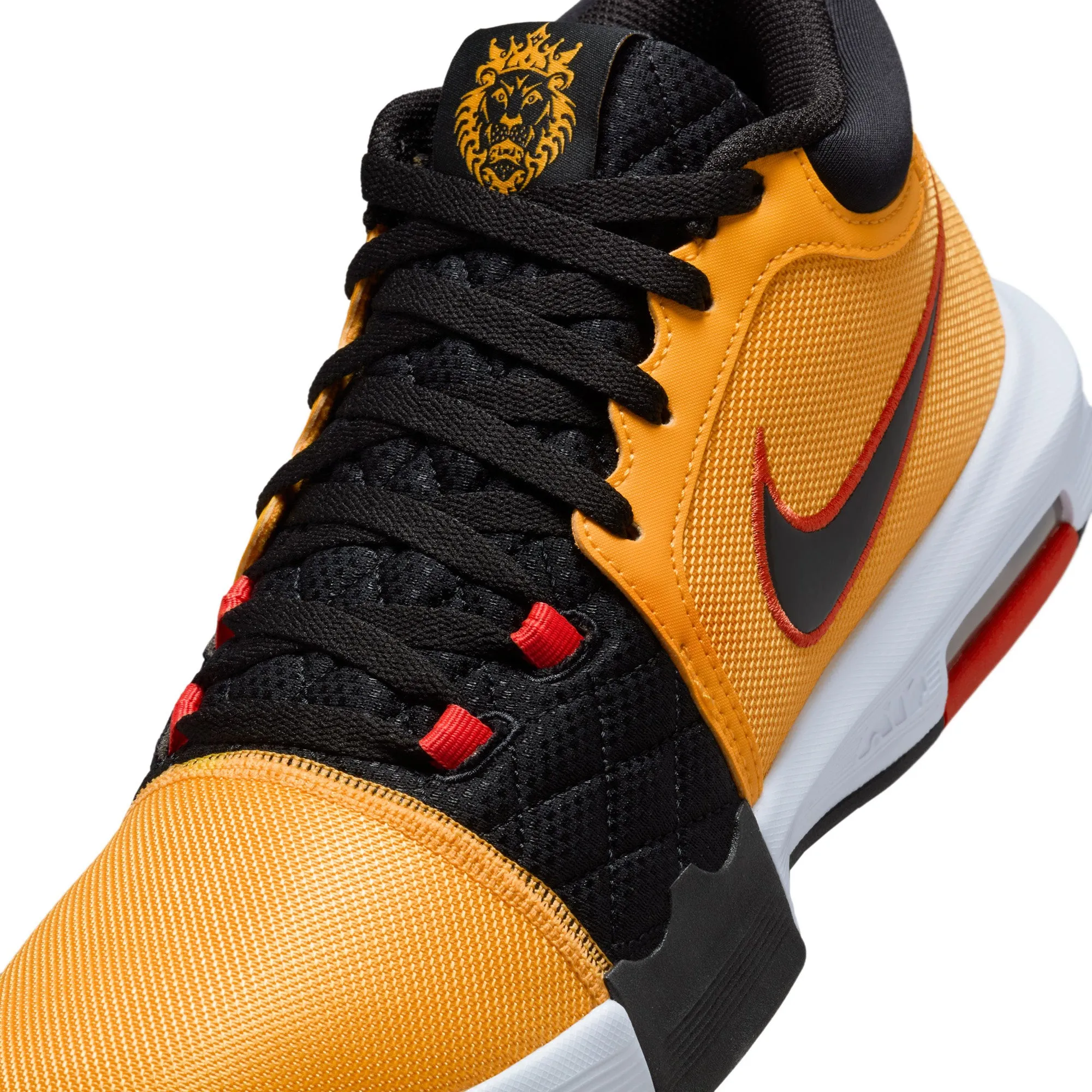 Tailored Lebron Witness VIII Basketball Shoes