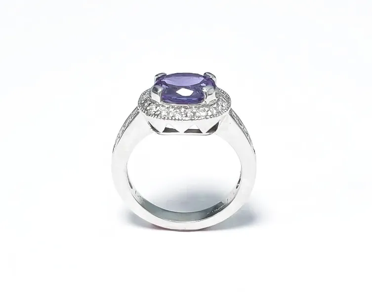 Tanzanite Oval Ring 2.1 cts
