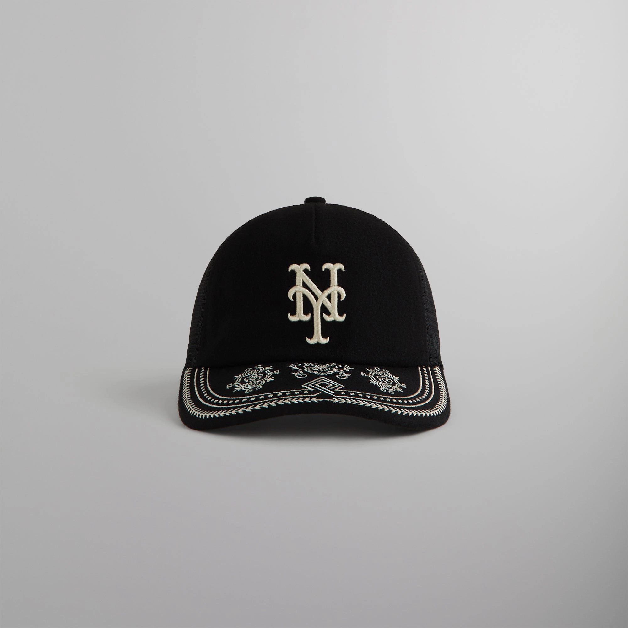 Intentional Kith & '47 for the New York Mets Franchise LS Trucker Hat - Black Indispensable