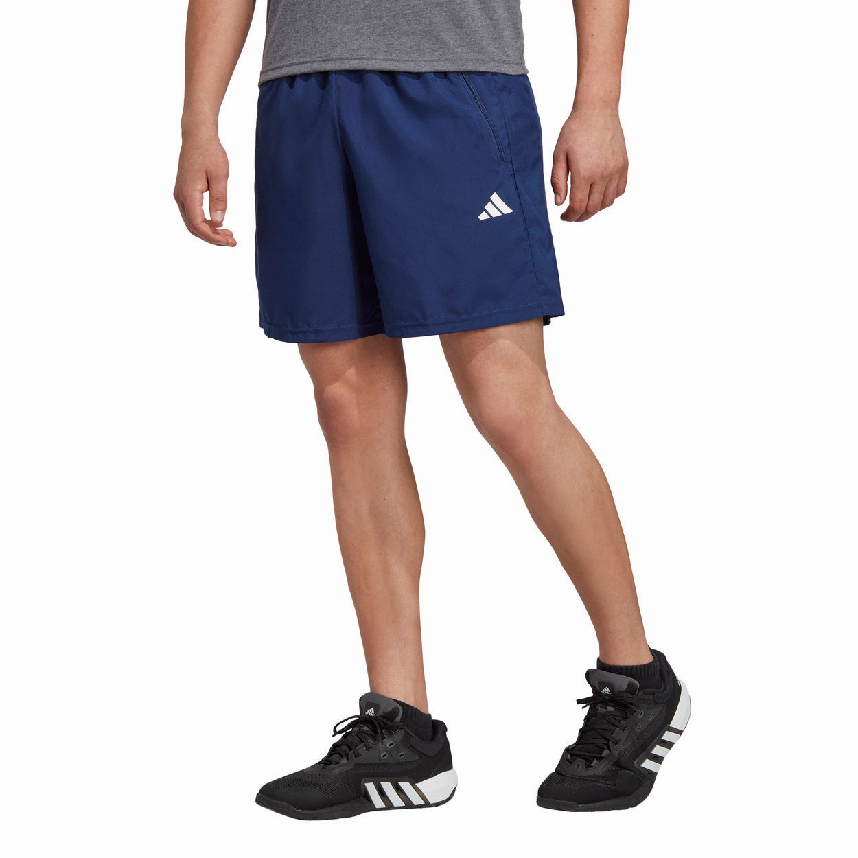 Fashion-forward Train Essentials Woven Training Shorts Subtle