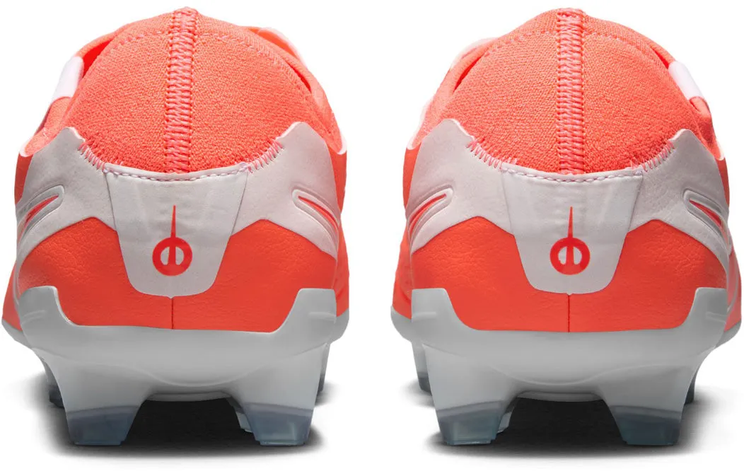 Trend-aware Tiempo Legend 10 Pro FG Low-Top Men's Football Boots