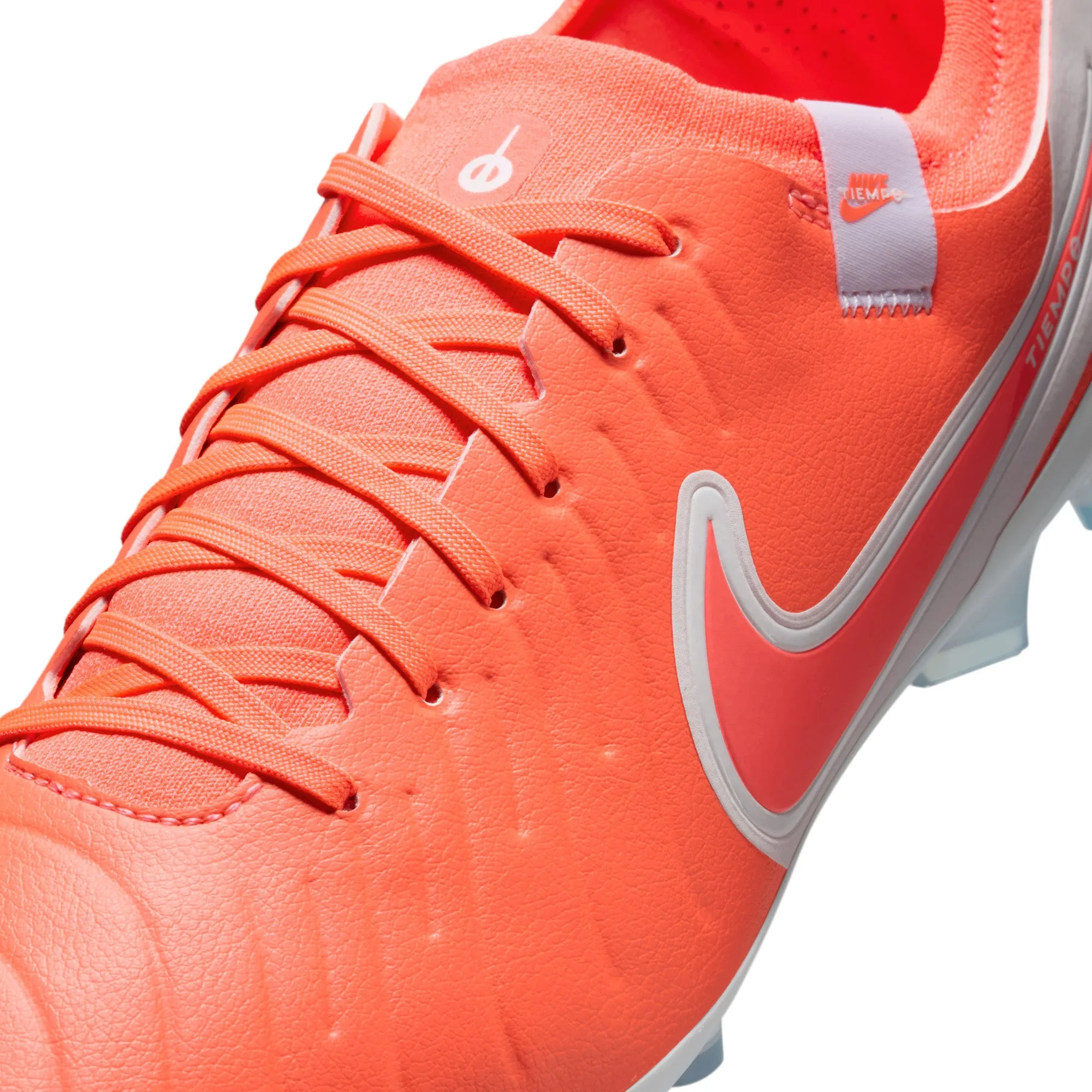 Trend-aware Tiempo Legend 10 Pro FG Low-Top Men's Football Boots