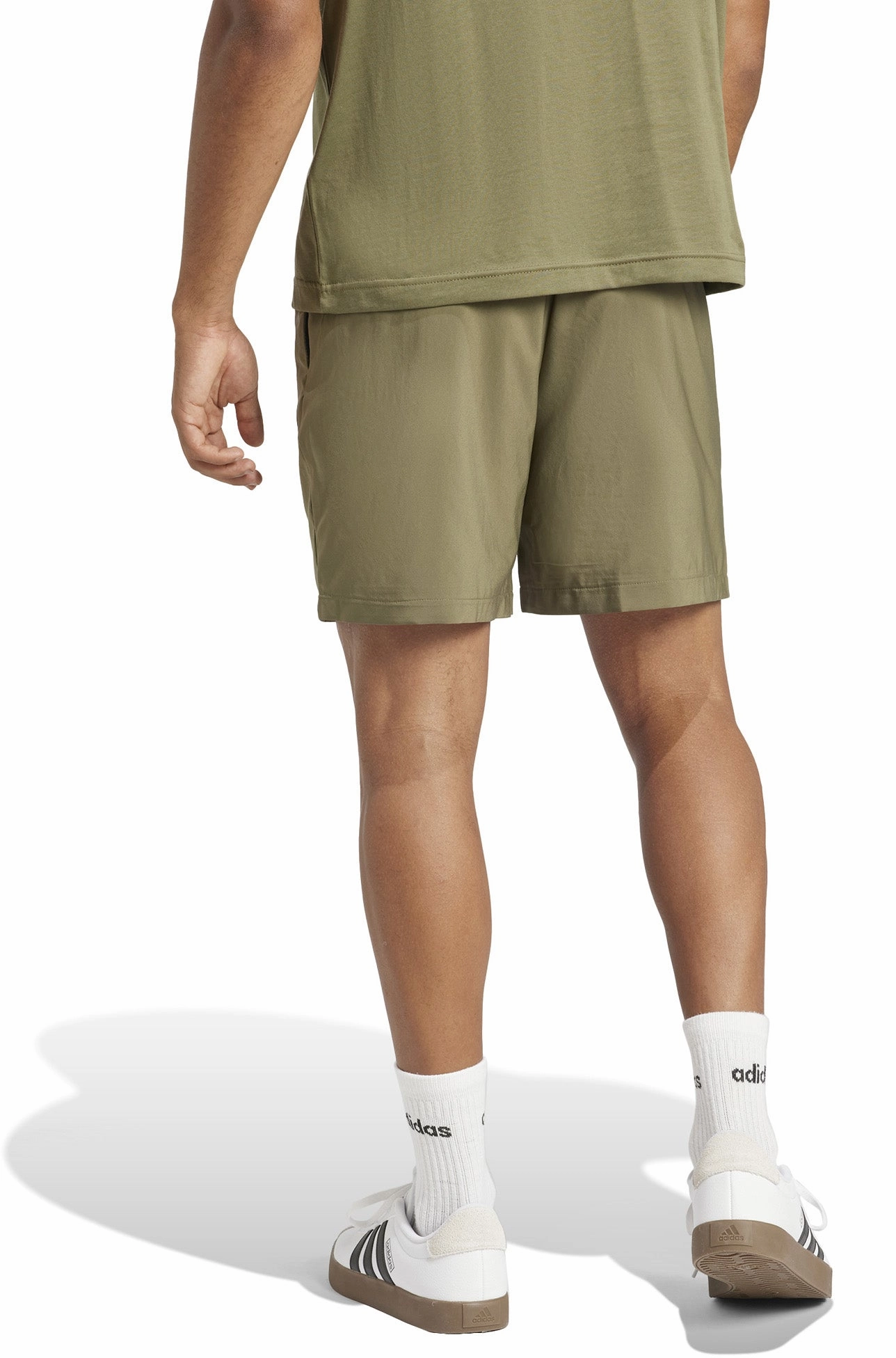 Trendy pieces Men's Essentials Small Logo Chelsea Shorts
