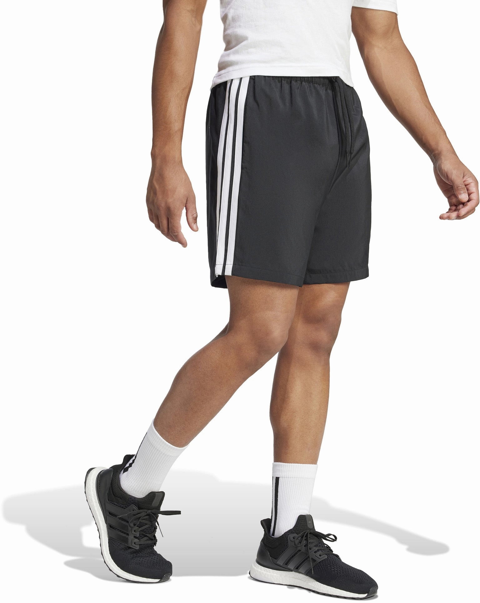 Trendy wearables Men's Essential 3-Stripes Chelsea Shorts