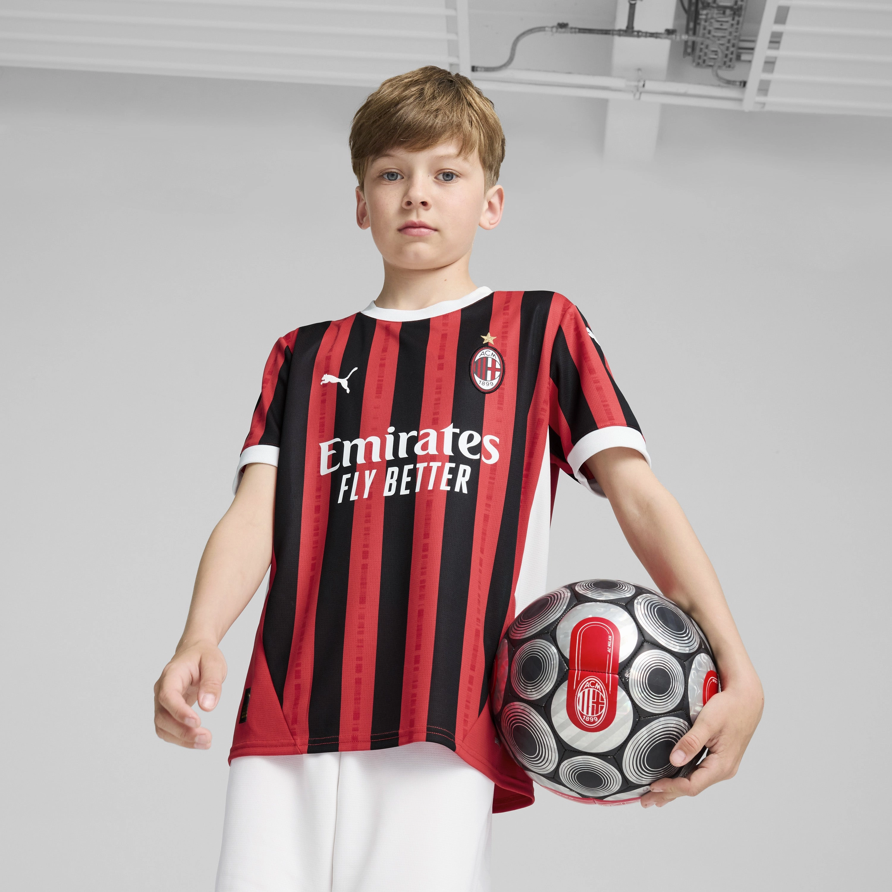 Up-to-date Junior's AC Milan 2024/25 Home Replica Soccer Jersey