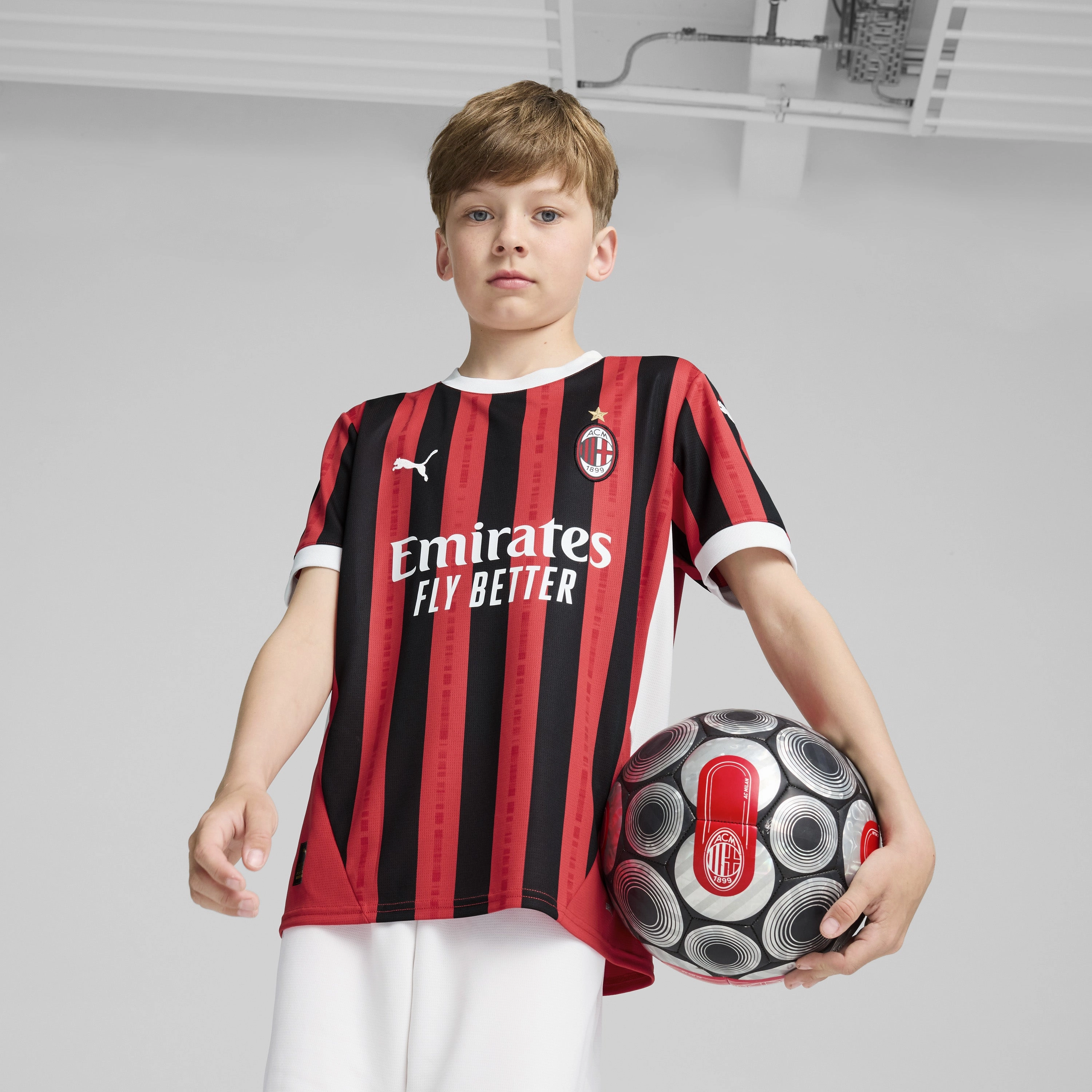 Up-to-date Junior's AC Milan 2024/25 Home Replica Soccer Jersey
