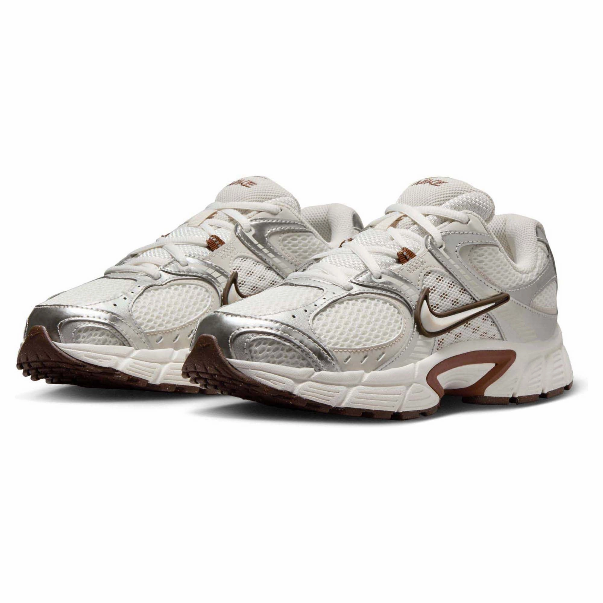 V5 Rnr Women's Sportswear Shoes Sophisticated