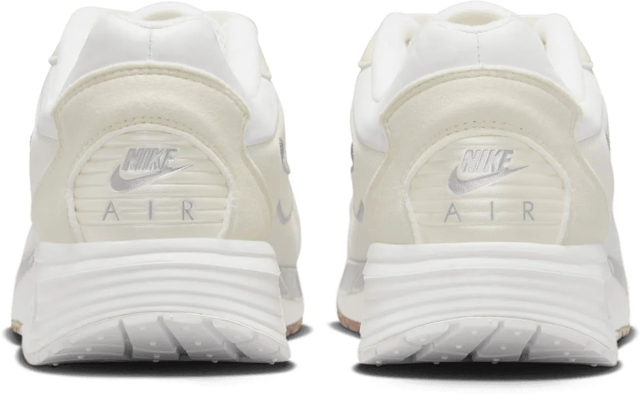 Versatile Air Max Solo Shoes