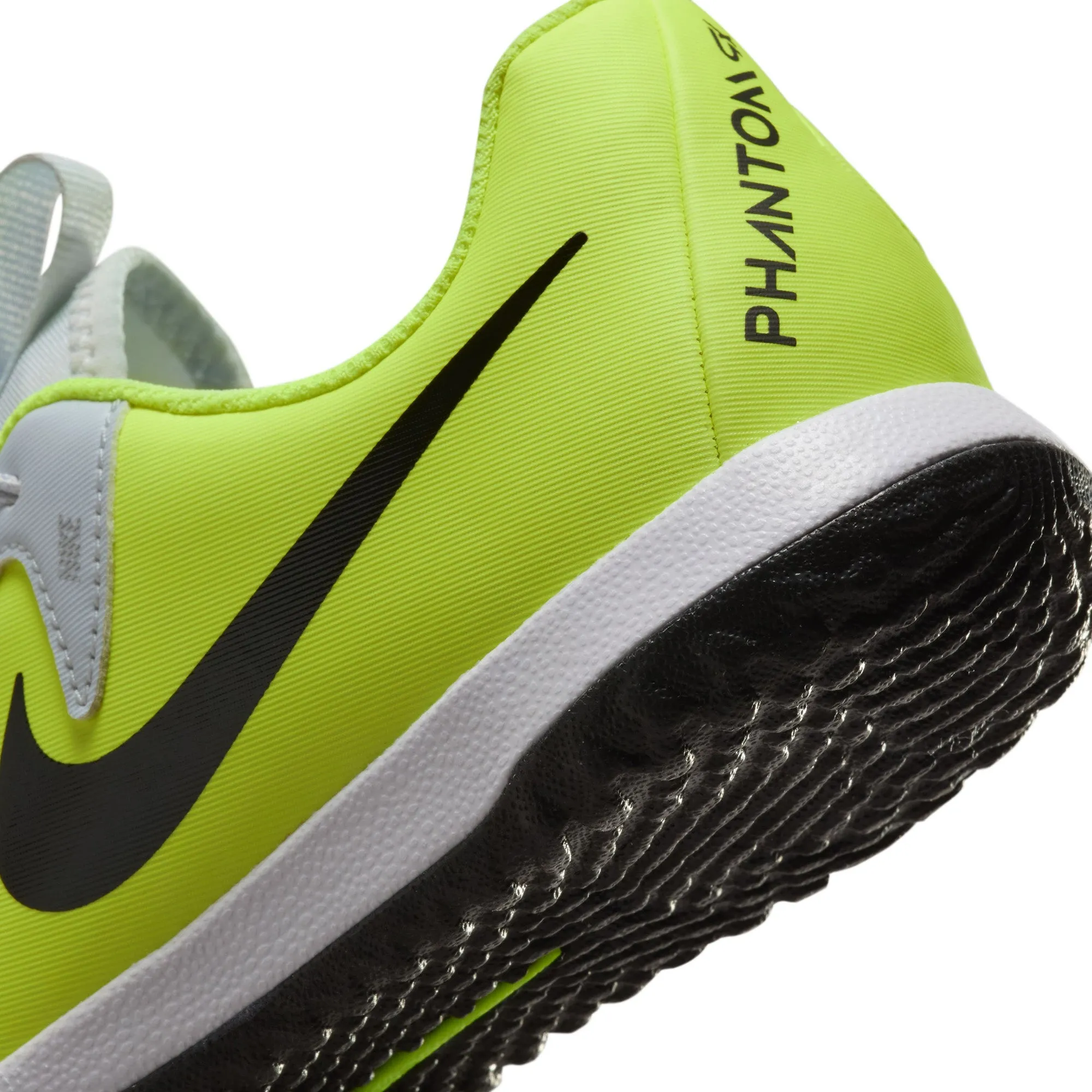 Versatile pieces Nike Jr. Phantom GX 2 Academy Little/Big Kids IC Soccer Shoes