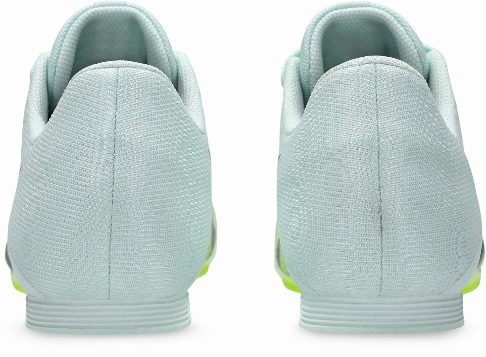 Versatile HYPER MD 8 Unisex Track & Field Shoes