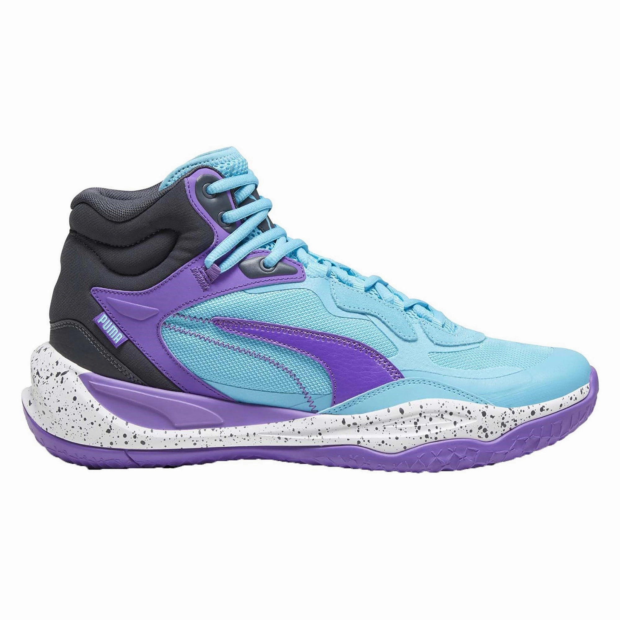 Versatile pieces Playmaker Pro Mid
