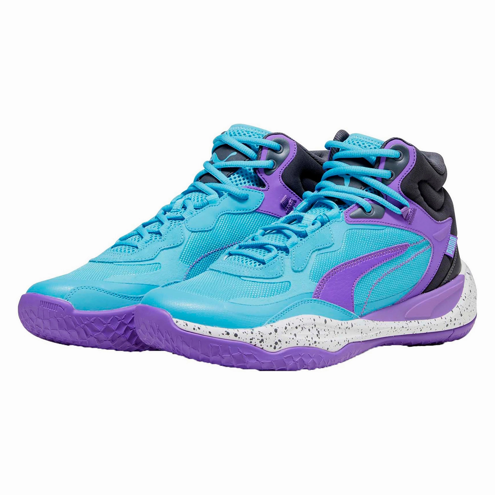 Versatile pieces Playmaker Pro Mid