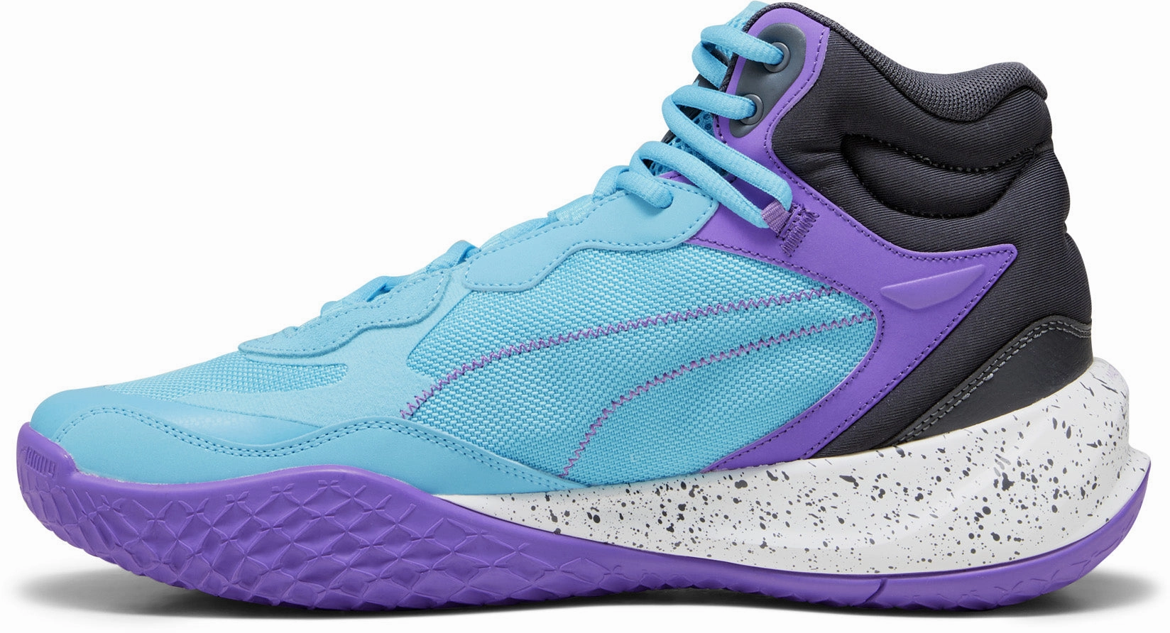 Versatile pieces Playmaker Pro Mid
