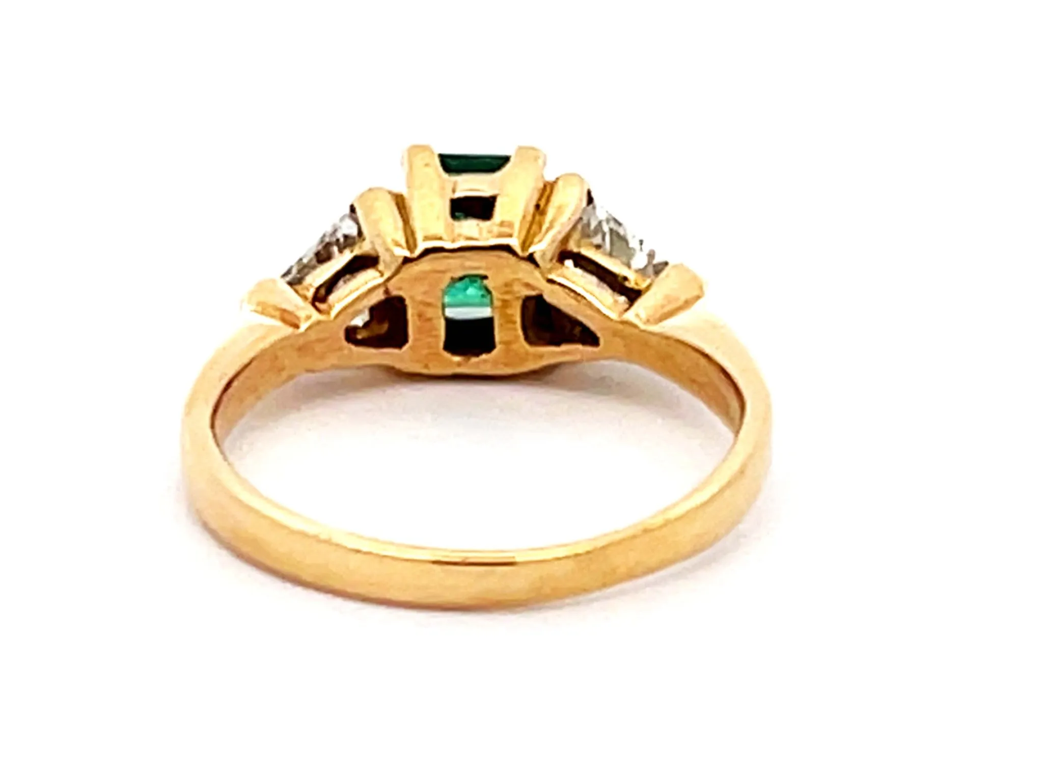 Vintage Green Emerald and Diamond Ring in 14k Yellow Gold