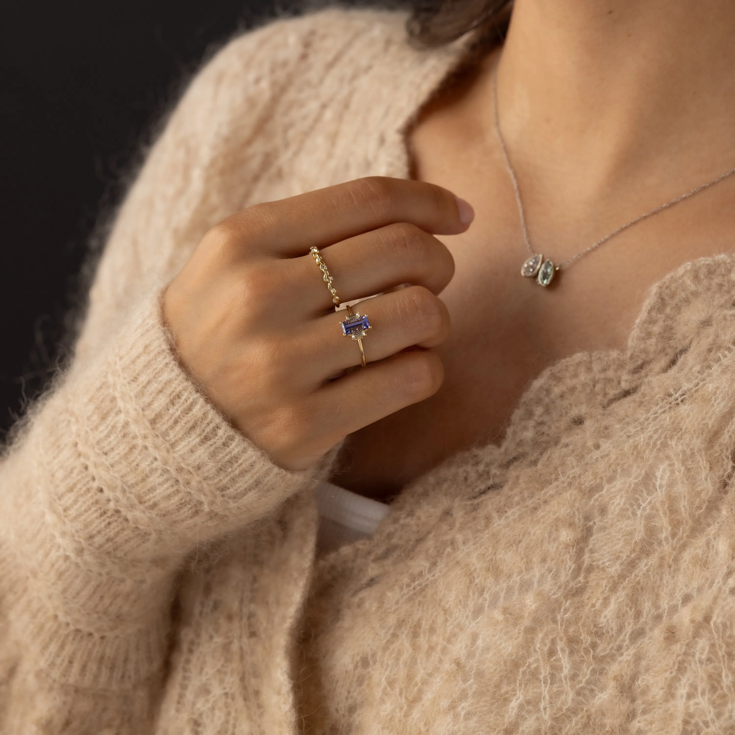 Vitrine Ring, Light Blue Tanzanite