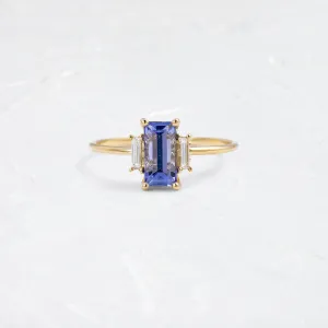 Vitrine Ring, Light Blue Tanzanite