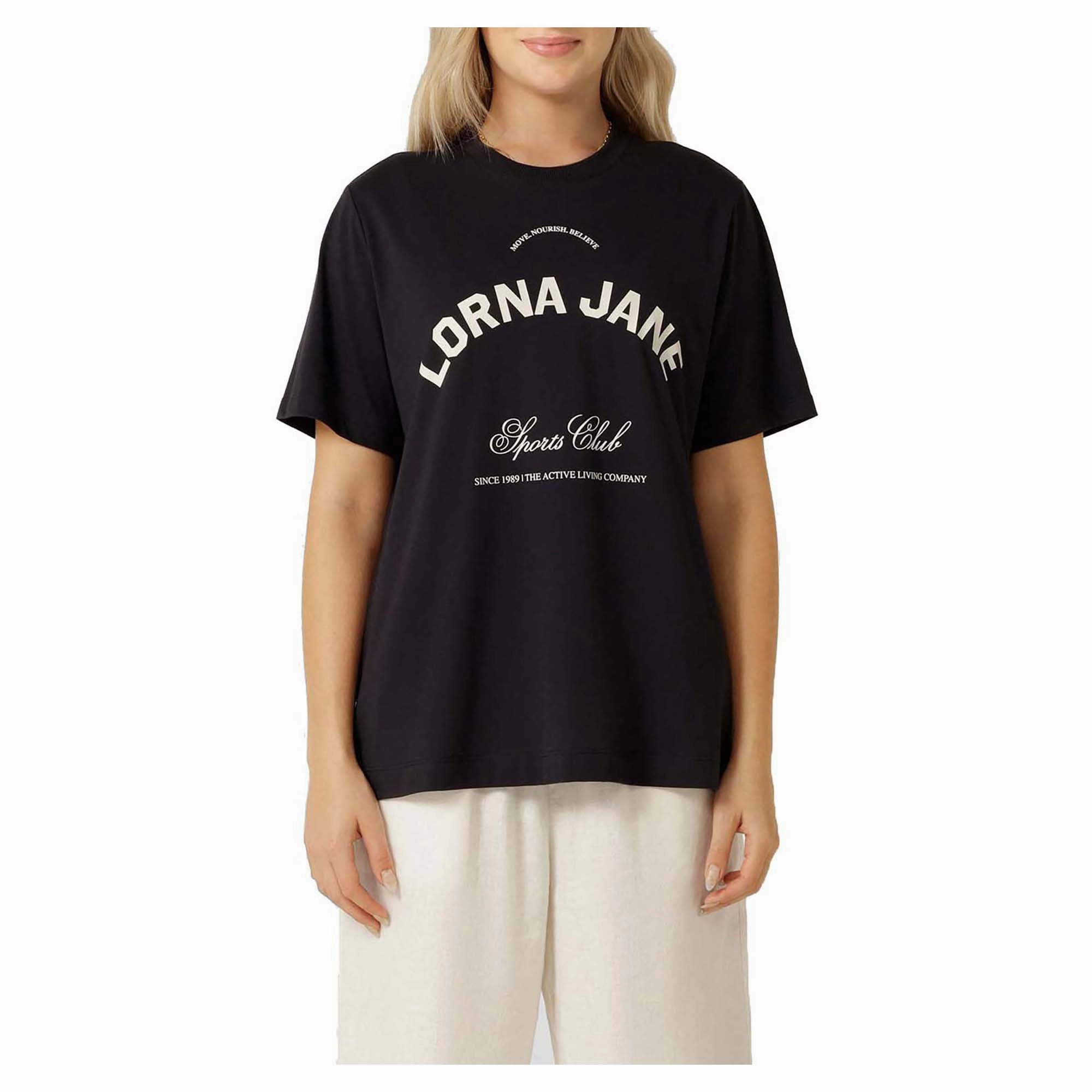 Women's Sports Club T-Shirt Trendy wearables Classic style