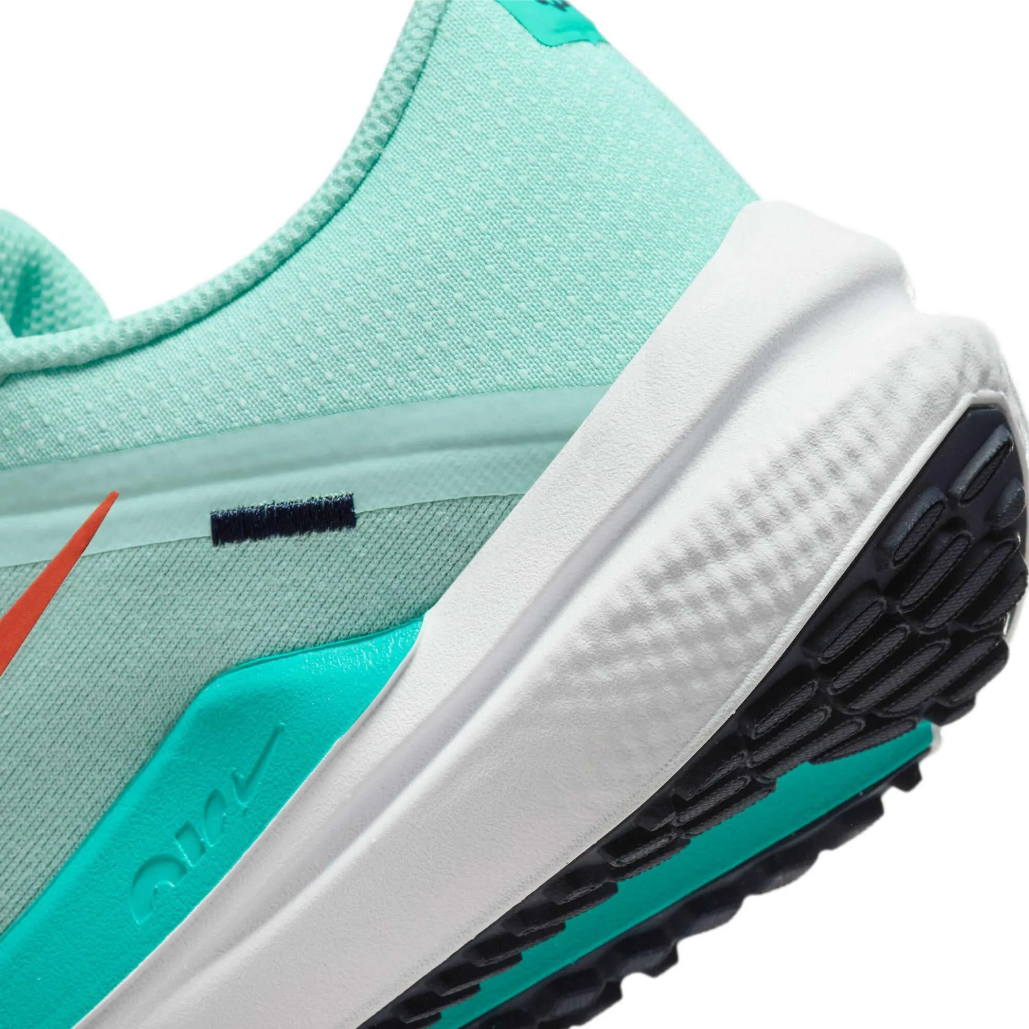 Winflo 10 Women's Road Running Shoes Versatile designs